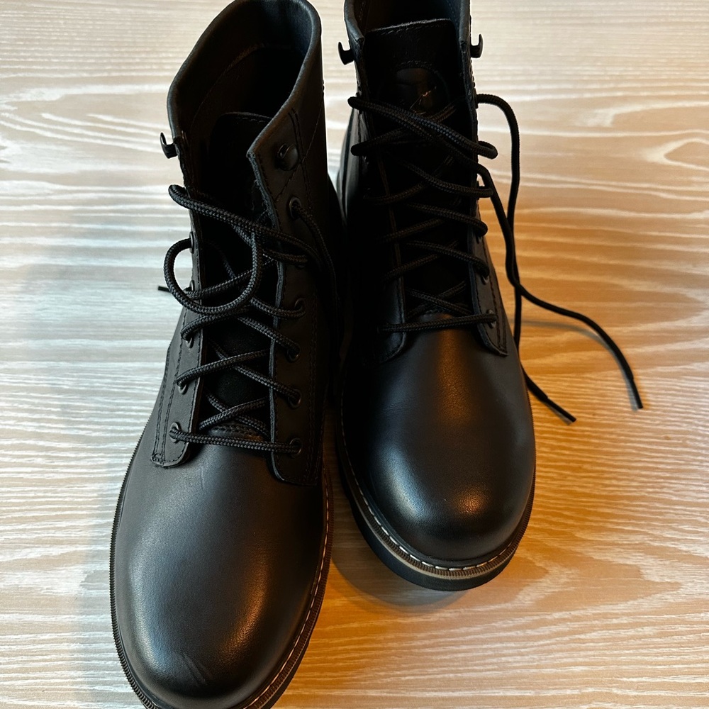 Sorel Men's Black Leather Lace-Up Boots